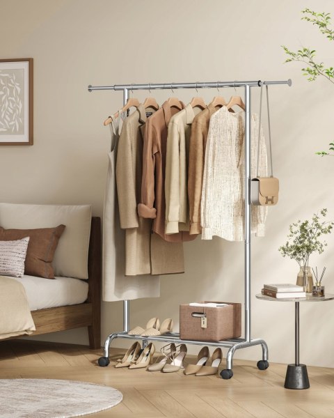 Mobilny wieszak stojak na ubrania z dolną półką na buty 156 cm loft srebrny