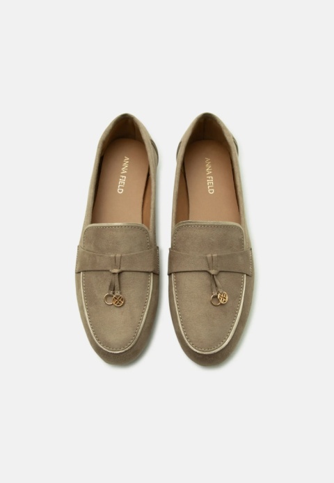 Anna Field r. 44 wide fit